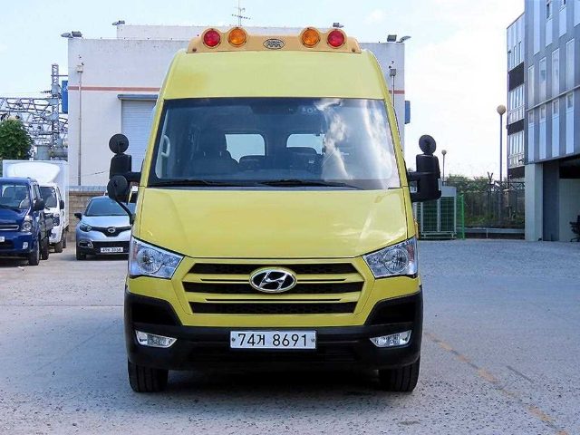2019 Hyundai Solati 어린이버스
