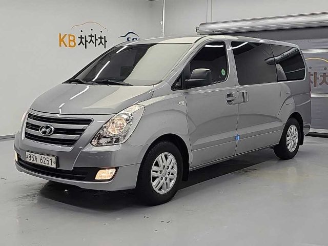 2017 Hyundai Starex 밴 3인승 모던