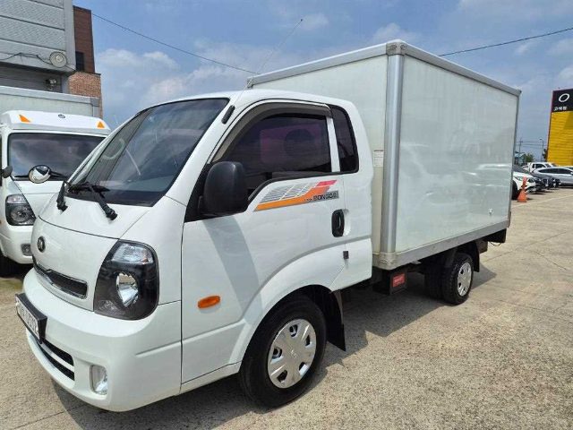 2017 Kia Bongo 3 1.0톤/킹캡/초장축/ (CRDi) DLX 내장탑