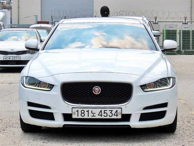 2019 Jaguar XE 2.0D 포트폴리오