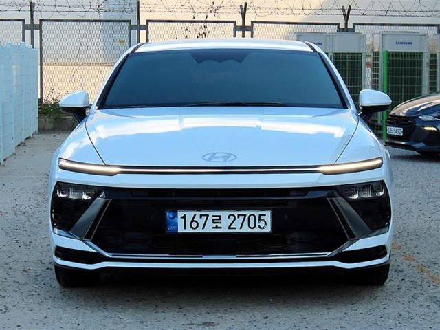 2024 Hyundai Sonata 디 엣지 (DN8) 가솔린 2.0 익스클루시브