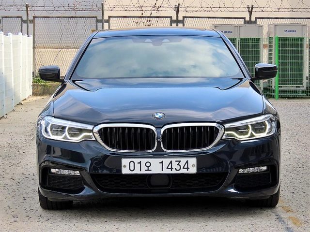 2018 BMW 5 Series (G30) 530d M 스포츠