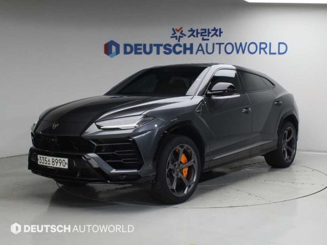 2020 Lamborghini Urus 4.0 V8