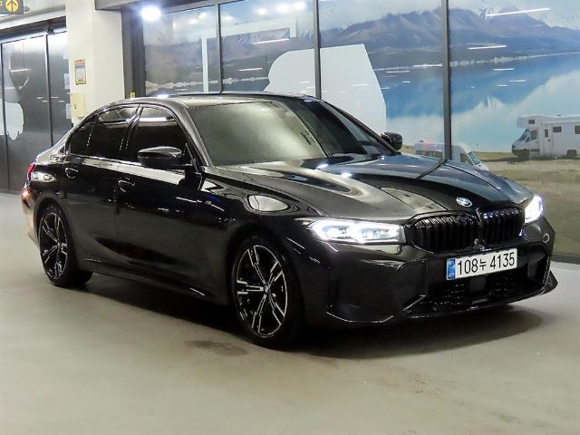 2025 BMW 3 Series (G20) 320i M 스포츠
