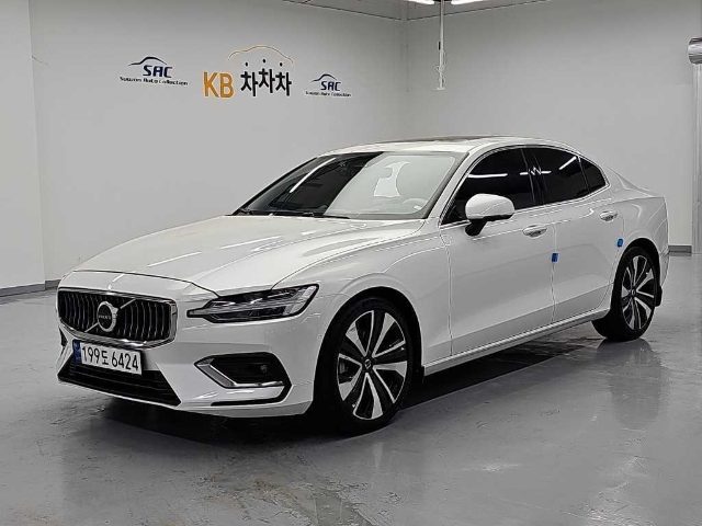 2023 Volvo S60 (3세대) B5 얼티메이트 브라이트