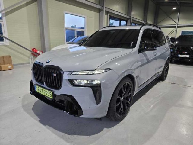 2025 BMW X7 (G07) M60i M스포츠 프로