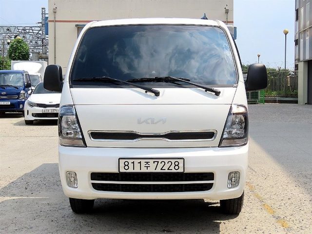 2024 Kia Bongo 3 (LPG2.5터보) 킹캡/초장축/로우형 저상내장탑