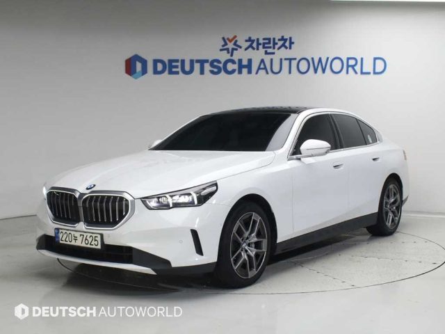2023 BMW 5 Series (G60) 530i xDrive 기본형