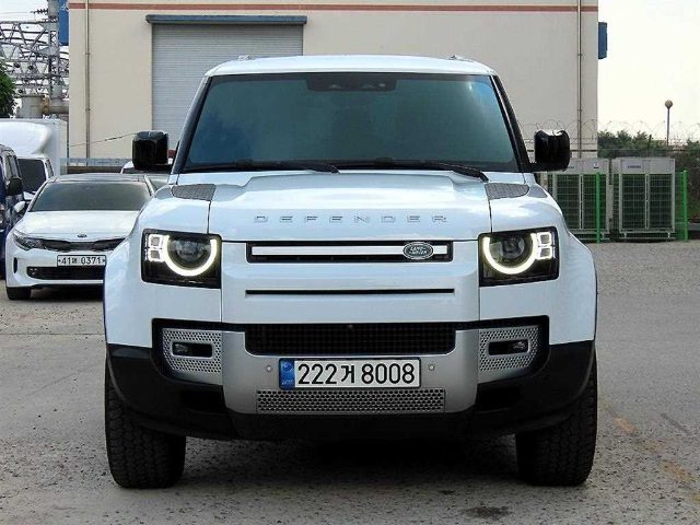 2022 Land Rover Defender (L663) 90 D250 SE