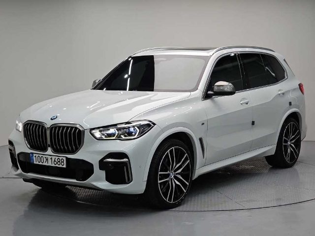 2022 BMW X5 (G05) M50i