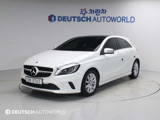 2016 Mercedes-Benz A-Class W176 A200