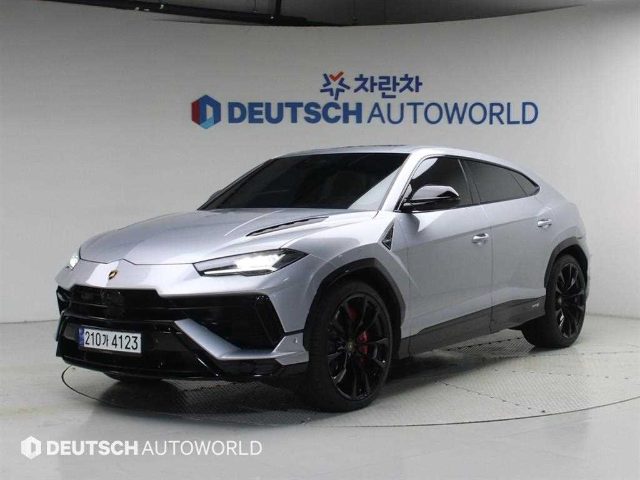2024 Lamborghini Urus 4.0 V8 S