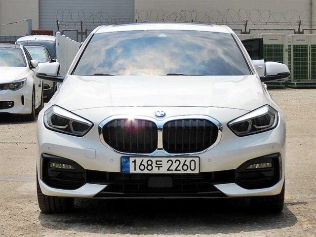 2021 BMW 1 Series (F40) 118d 조이