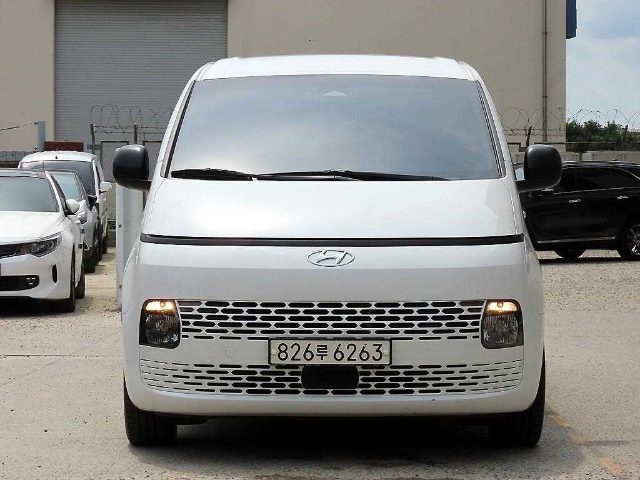 2022 Hyundai Staria 2WD 디젤 카고 스마트 5인승