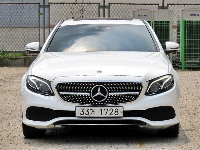 2019 Mercedes-Benz E-Class W213 E300 4MATIC 아방가르드