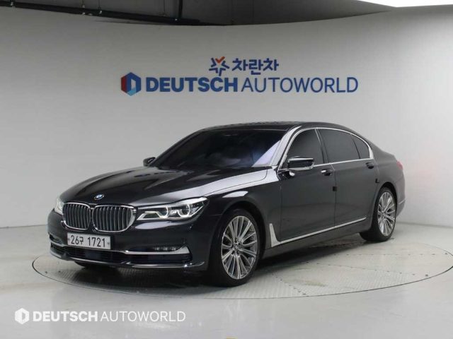 2017 BMW 7 Series (G11) 750Li xDrive