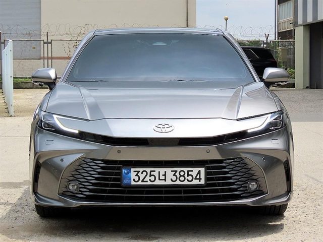 2025 Toyota Camry (XV80) 2.5 하이브리드 XLE 프리미엄