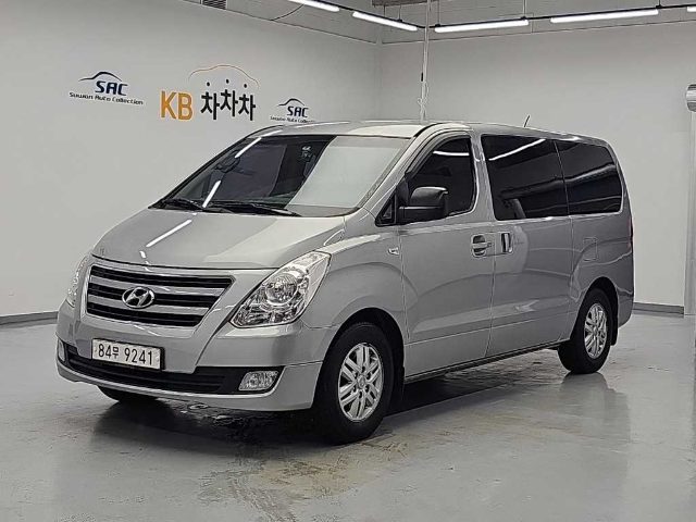 2016 Hyundai Starex 밴 5인승 모던