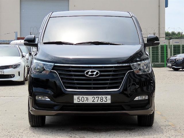 2018 Hyundai Starex 2WD 어반 9인승 프리미엄 스페셜