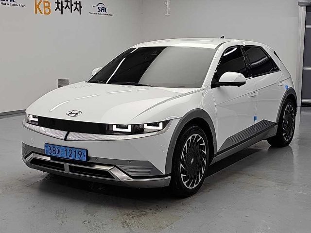 2022 Hyundai Ioniq 5 롱 레인지 4WD 프레스티지