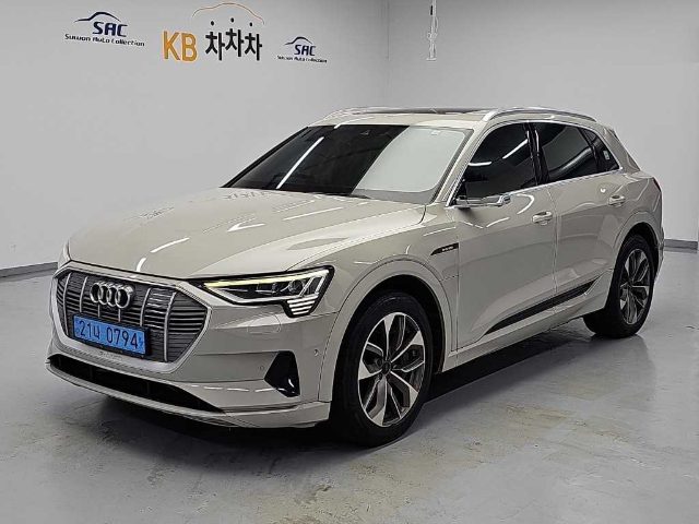 2021 Audi e-tron 55 콰트로