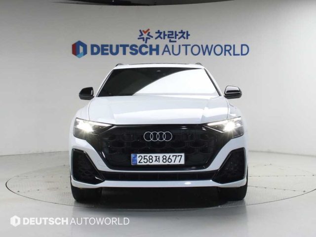 2025 Audi Q8 55 TFSI 콰트로 프리미엄
