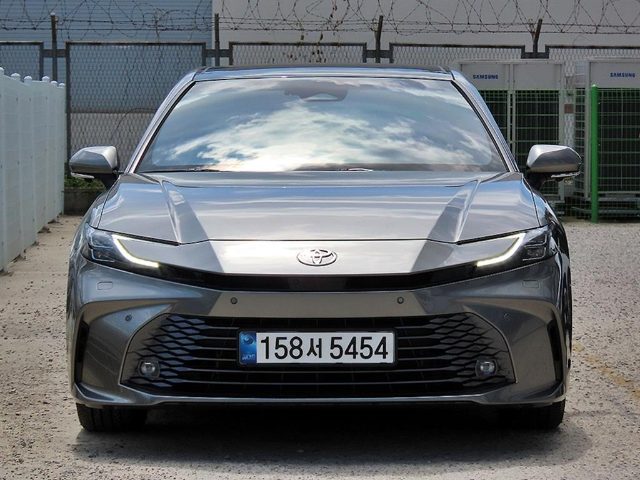 2025 Toyota Camry (XV80) 2.5 하이브리드 XLE 프리미엄