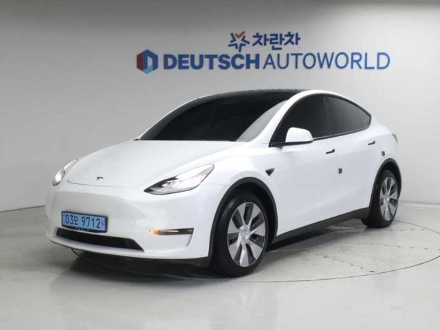 2022 Tesla Model Y 롱 레인지