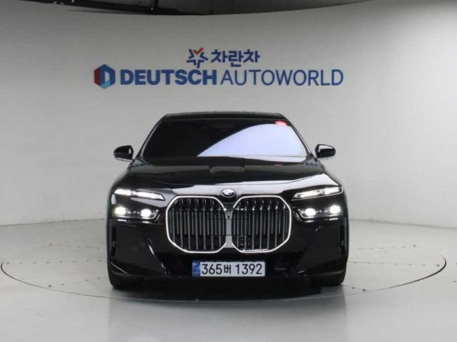 2026 BMW 7 Series (G70) 740i xDrive M 스포츠 리미티드