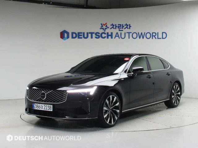2026 Volvo S90 B5 플러스