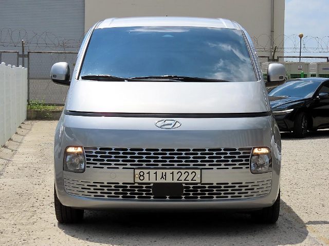 2022 Hyundai Staria 2WD 디젤 카고 모던 3인승