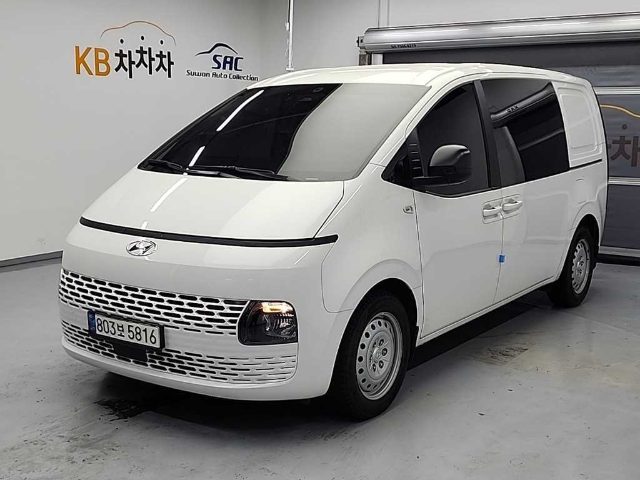 2022 Hyundai Staria 2WD 디젤 카고 스마트 5인승
