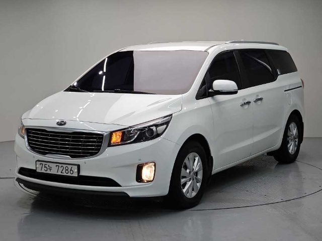 2017 Kia Carnival 디젤 11인승 럭셔리