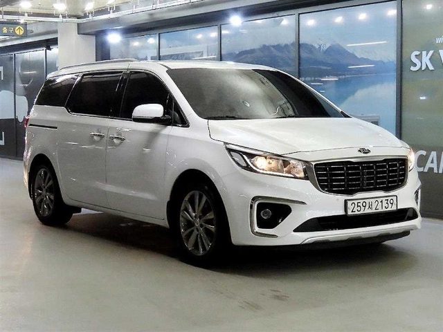 2018 Kia Carnival 디젤 9인승 프레스티지