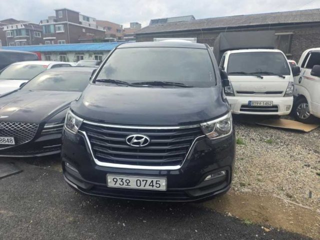 2019 Hyundai Starex 2WD 밴 5인승 모던