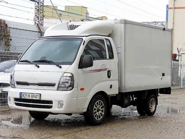 2022 Kia Bongo 3 1.0톤/킹캡/초장축/표준형/ (듀얼컴프) 냉동탑