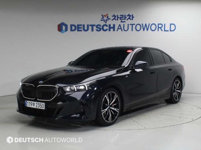 2024 BMW 5 Series (G60) 530i xDrive M 스포츠 프로