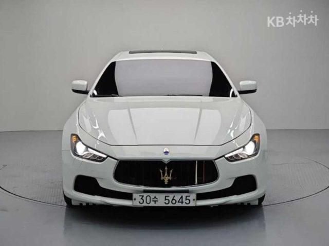 2016 Maserati Ghibli 3.0