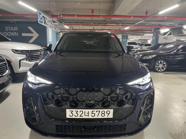 2025 Audi Q5 (80A) 스포트백 40 TFSI 콰트로 S-라인