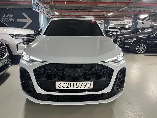 2025 Audi Q5 (80A) 스포트백 40 TFSI 콰트로 S-라인
