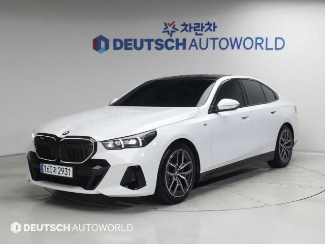 2024 BMW 5 Series (G60) 520i 스페셜 에디션