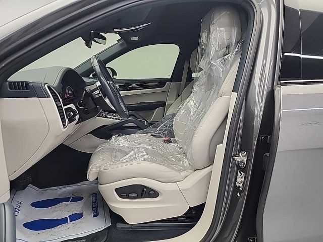 2022 Porsche Cayenne (PO536) 3.0 쿠페