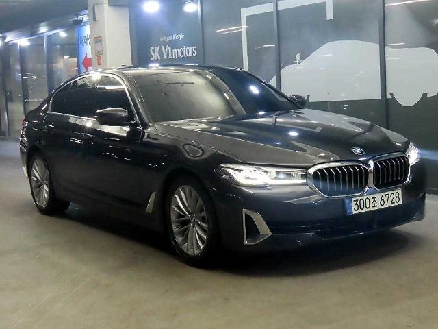 2021 BMW 5 Series (G30) 520i M 스포츠