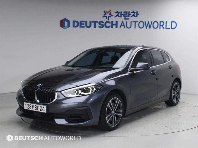 2021 BMW 1 Series (F40) 120i 어드밴티지
