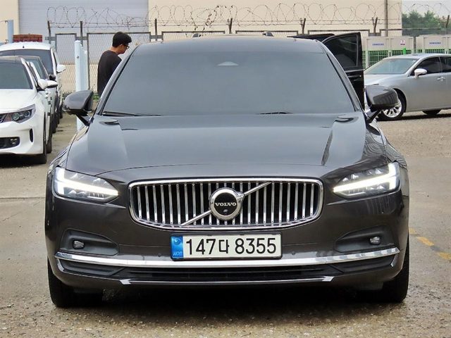 2022 Volvo S90 B6 AWD 인스크립션