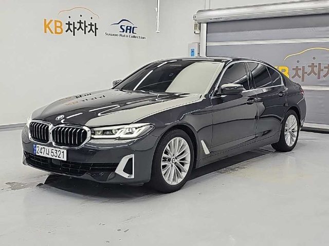 2023 BMW 5 Series (G30) 520i 럭셔리