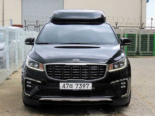 2018 Kia Carnival 디젤 9인승 하이리무진 노블레스 스페셜