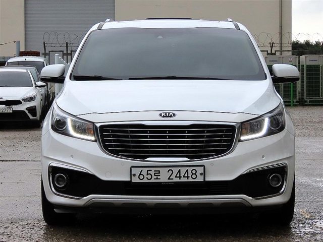 2018 Kia Carnival 디젤 9인승 프레스티지
