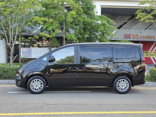 2025 Hyundai Staria 2WD 디젤 카고 모던 3인승