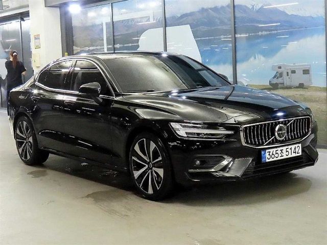 2024 Volvo S60 (3세대) B5 울트라 브라이트